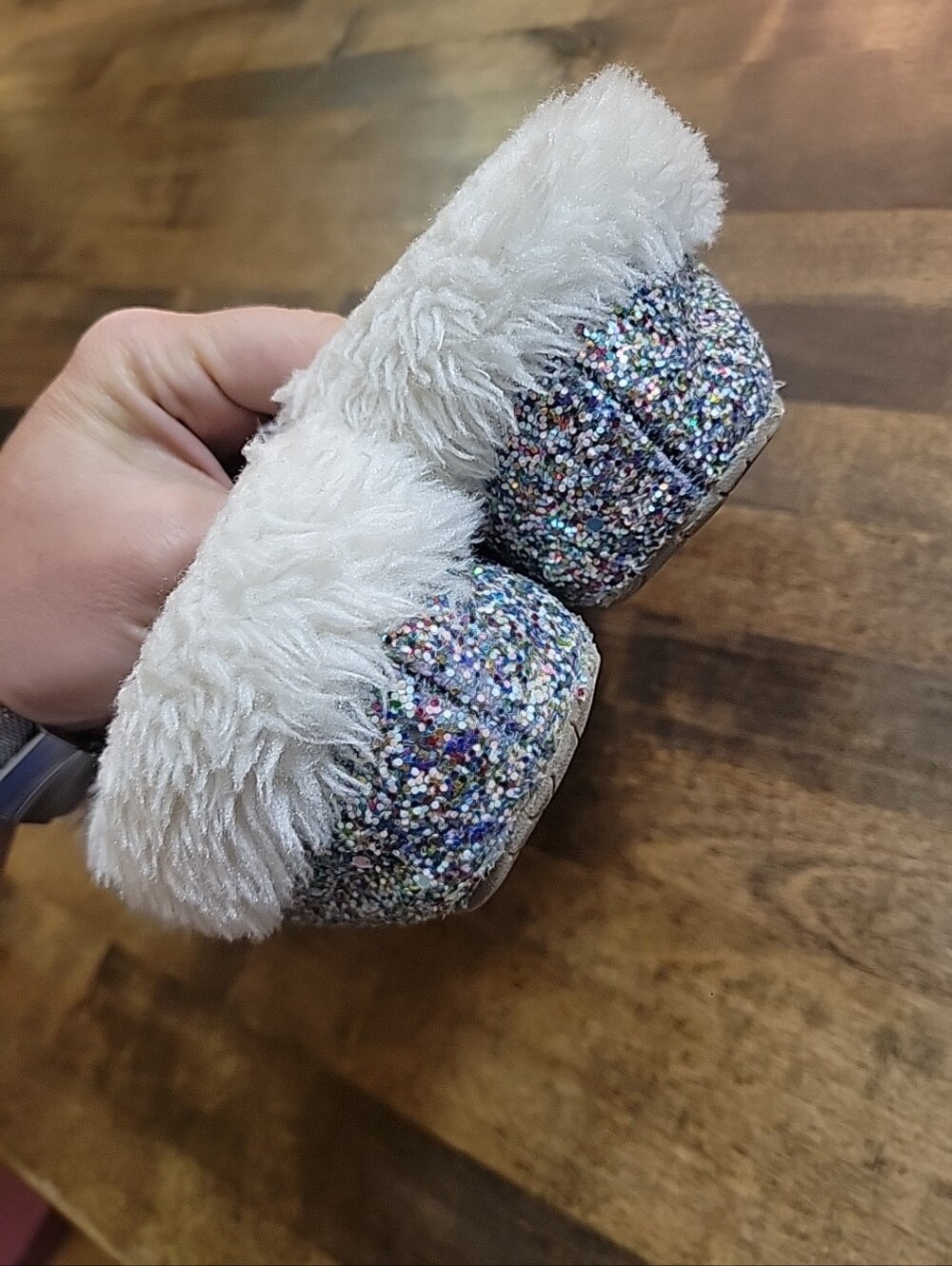 Sparkly Glitter Moccasin Slippers with Faux Fur Trim Girls Size 3 - Picture 14 of 16